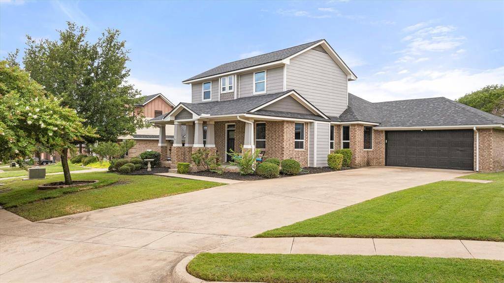 Glen Rose, TX 76043,119 Camelot Street