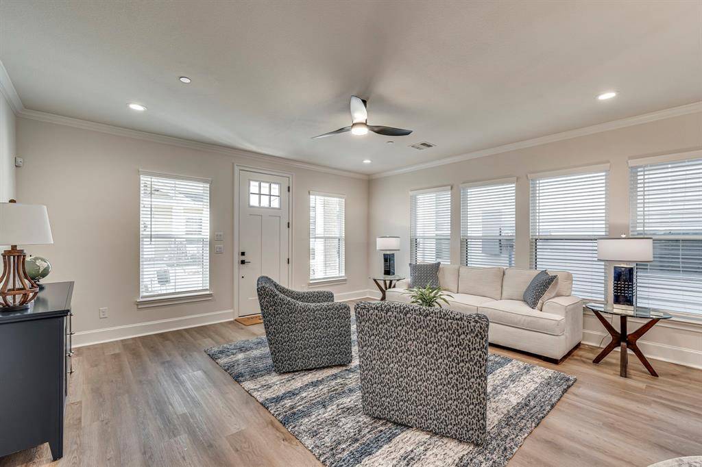 Waxahachie, TX 75165,320 Woodside Trail