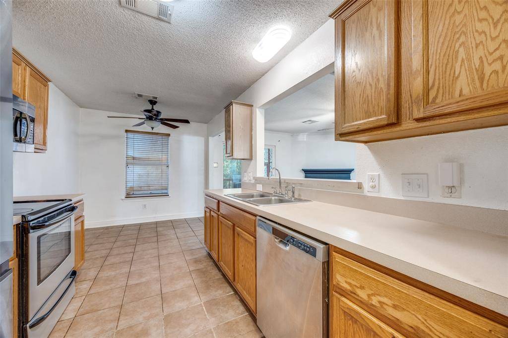 Sherman, TX 75092,1705 Creekside