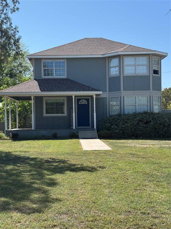 Comanche, TX 76442,1003 S Pearl Street