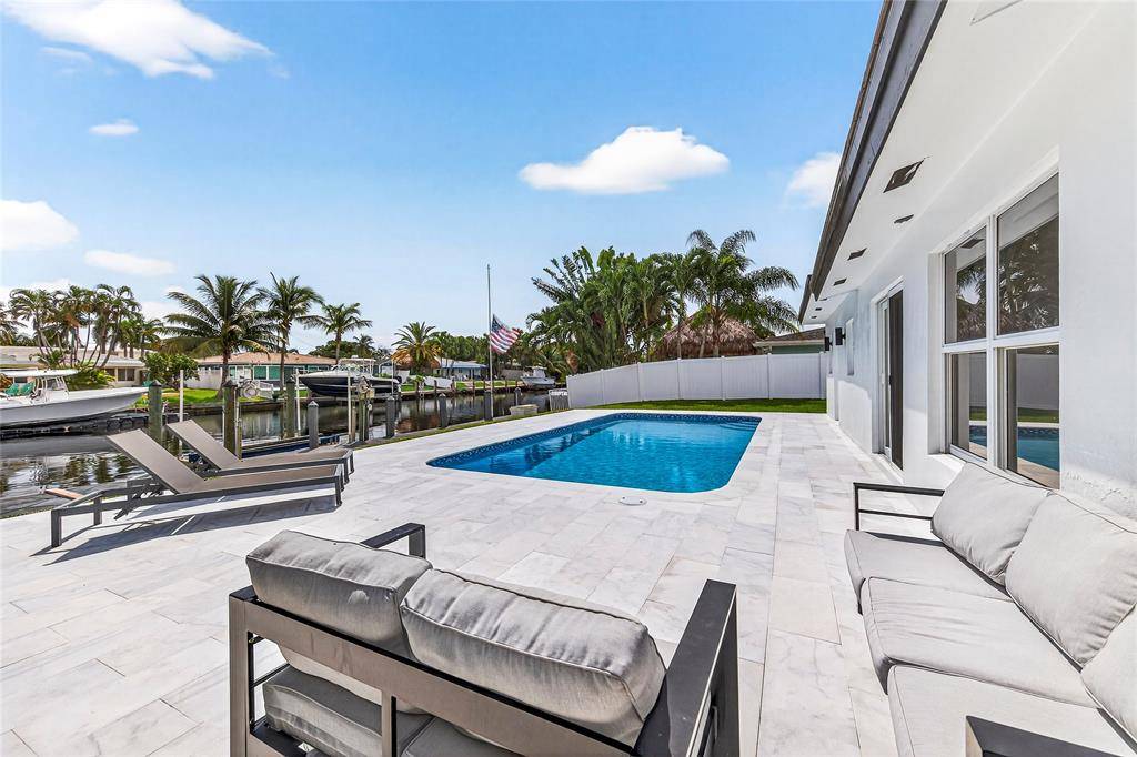 Pompano Beach, FL 33060,230 SE 3rd Ave