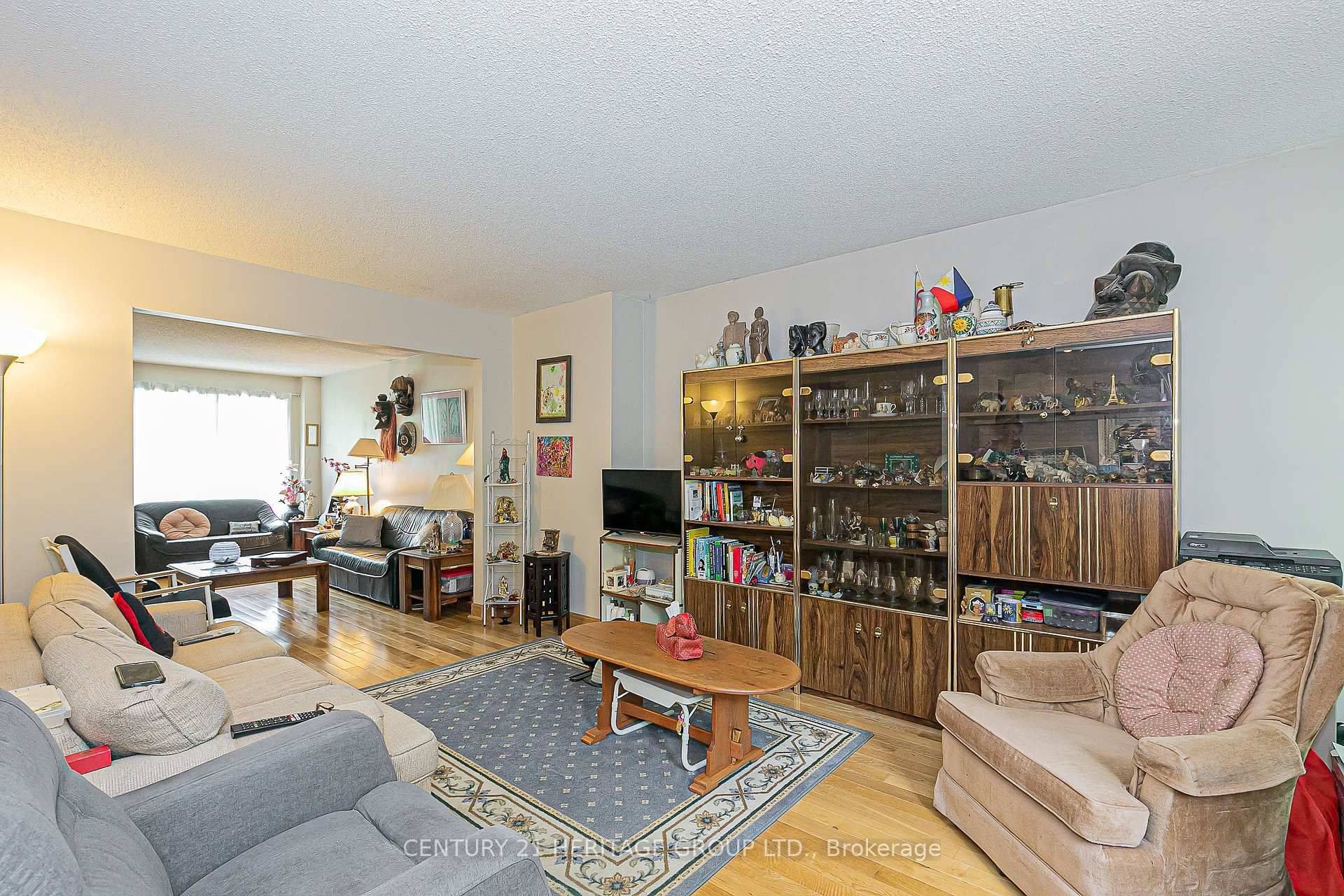 Vaughan, ON L4J 6C5,261 Badessa CIR