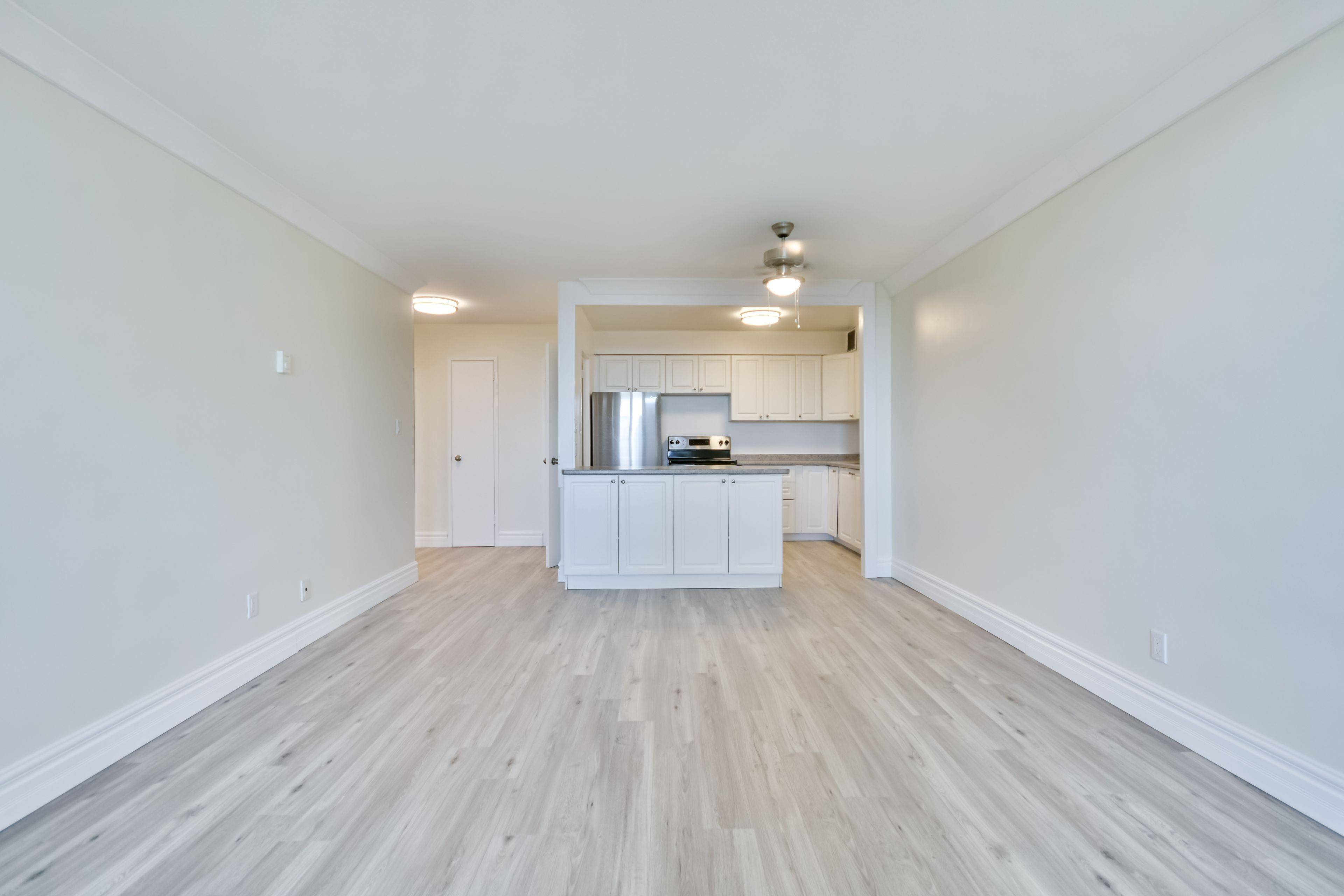 Barrie, ON L4M 2N5,2 Grove ST E #45