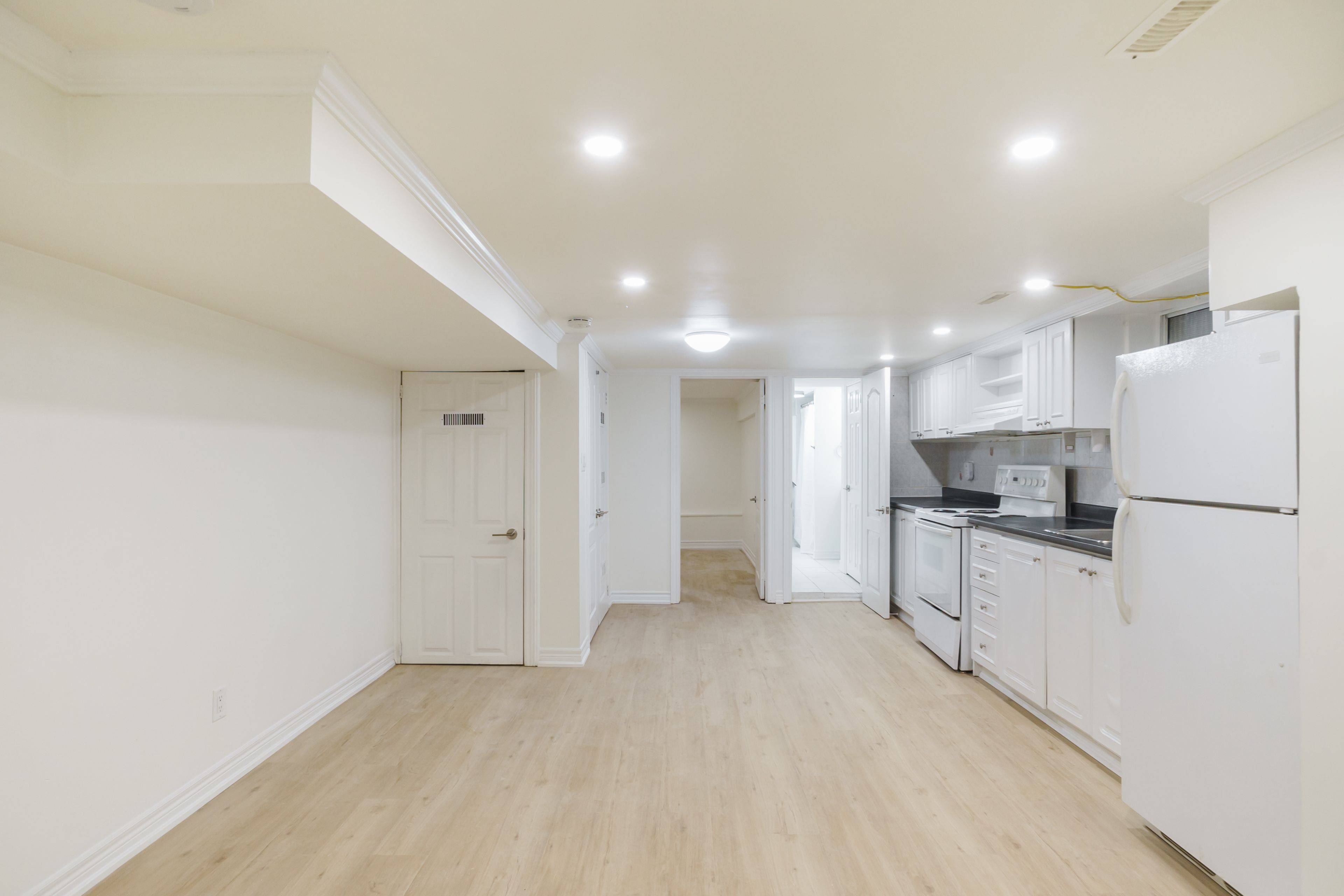 Toronto W03, ON M6E 4G9,107 Nairn AVE #Lower