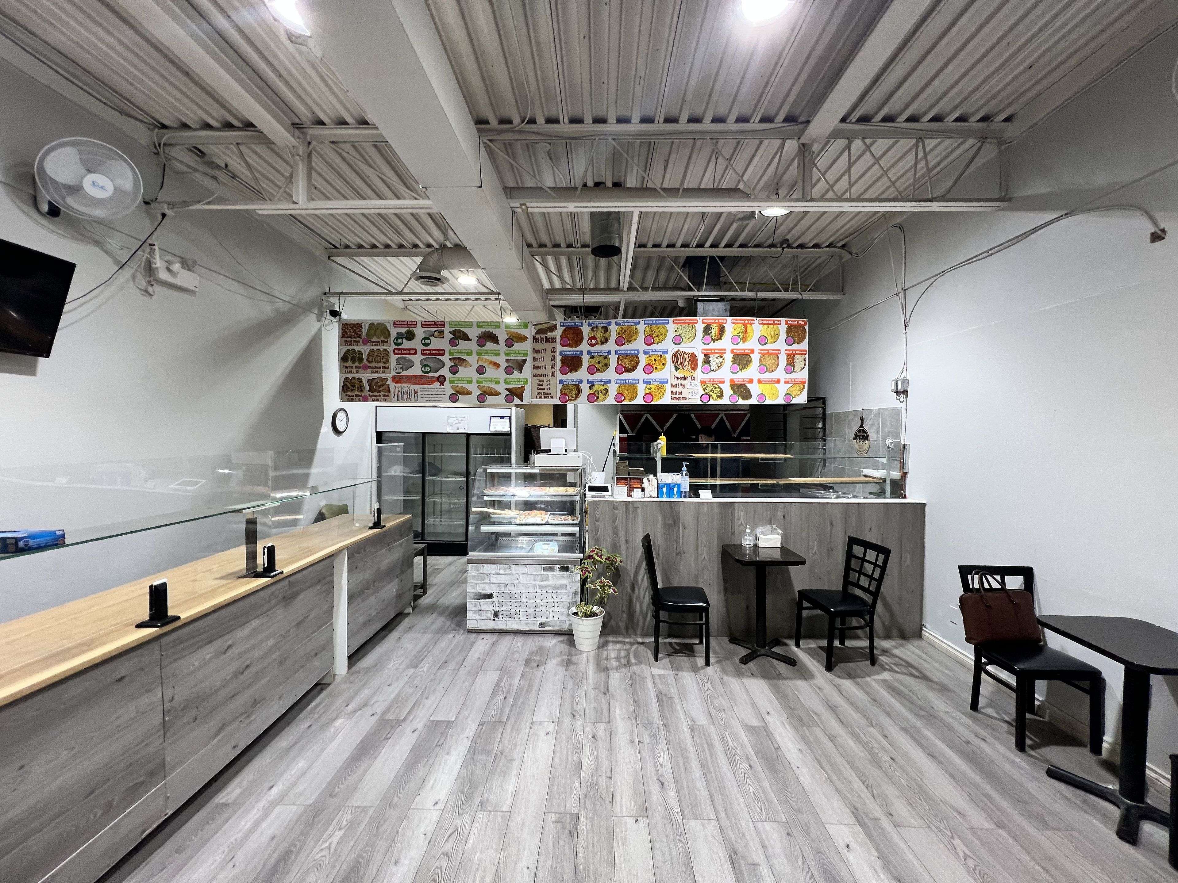 Kanata, ON K2L 1V3,462 Hazeldean RD #10