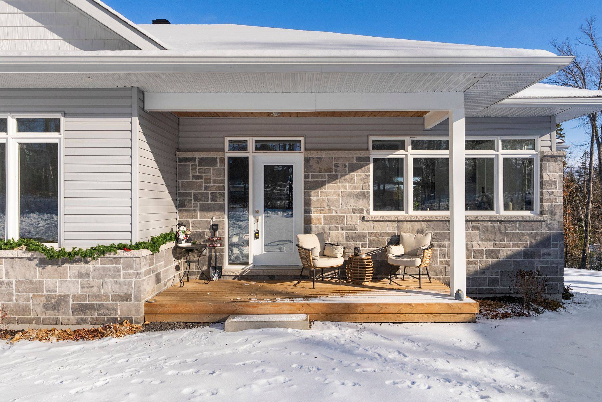 Greater Madawaska, ON K0J 1H0,44 Morning Flight CT