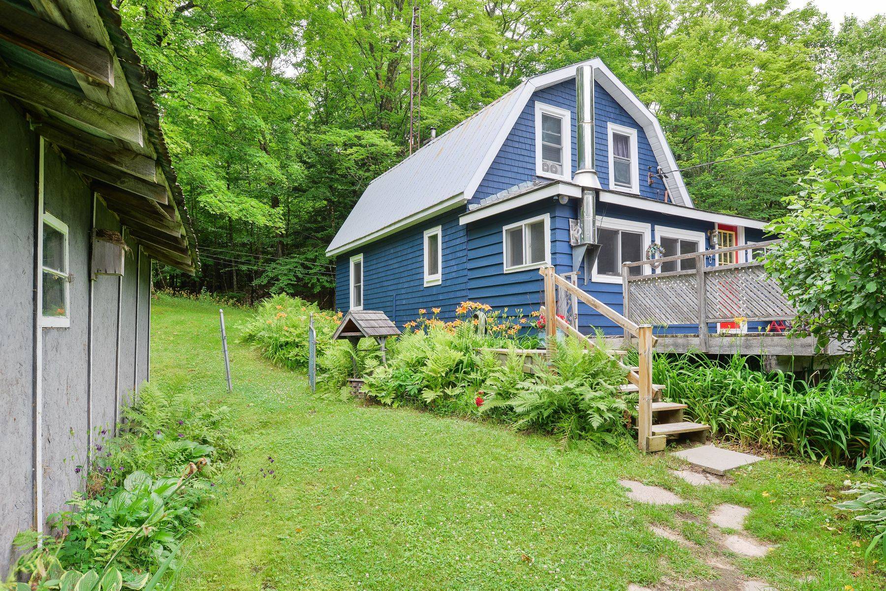 Muskoka Lakes, ON P1L 1X4,1079 Hewlitt RD