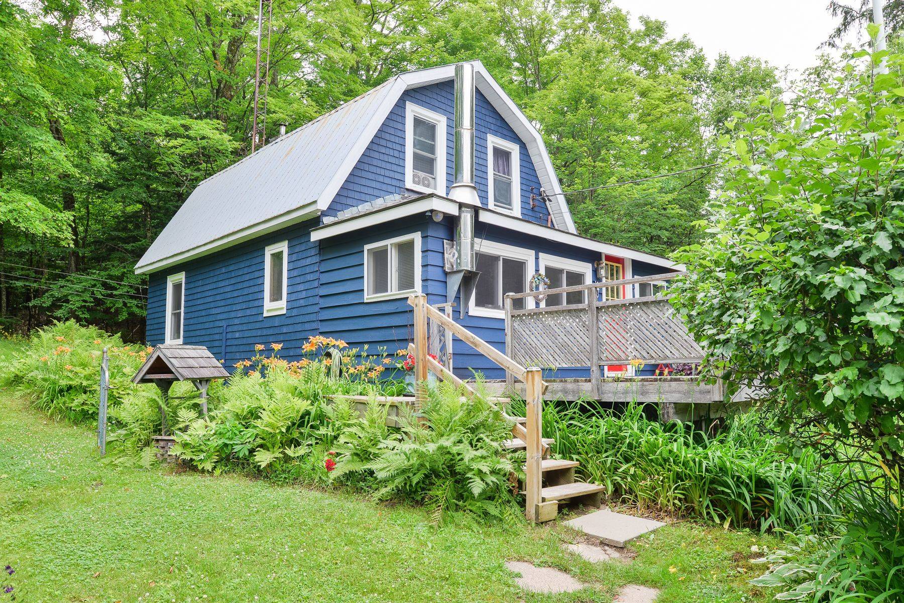 Muskoka Lakes, ON P1L 1X4,1079 Hewlitt RD
