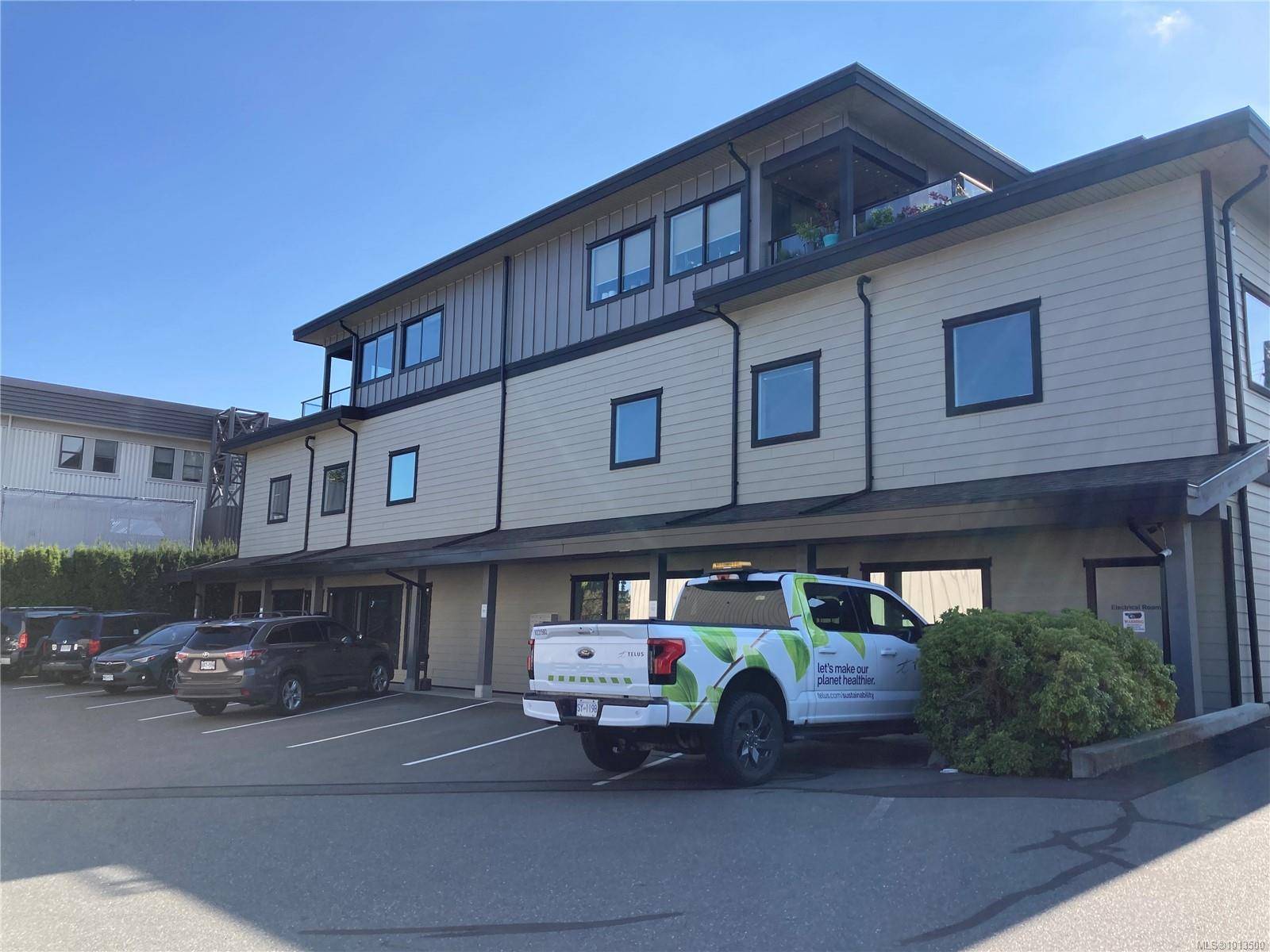 Courtenay, BC V9N 7S7,2960 Moray Ave #1-11