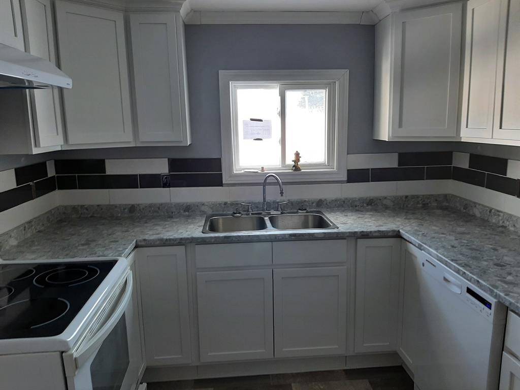 Twillingate, NL A0G 4M0,150 Bayview Street