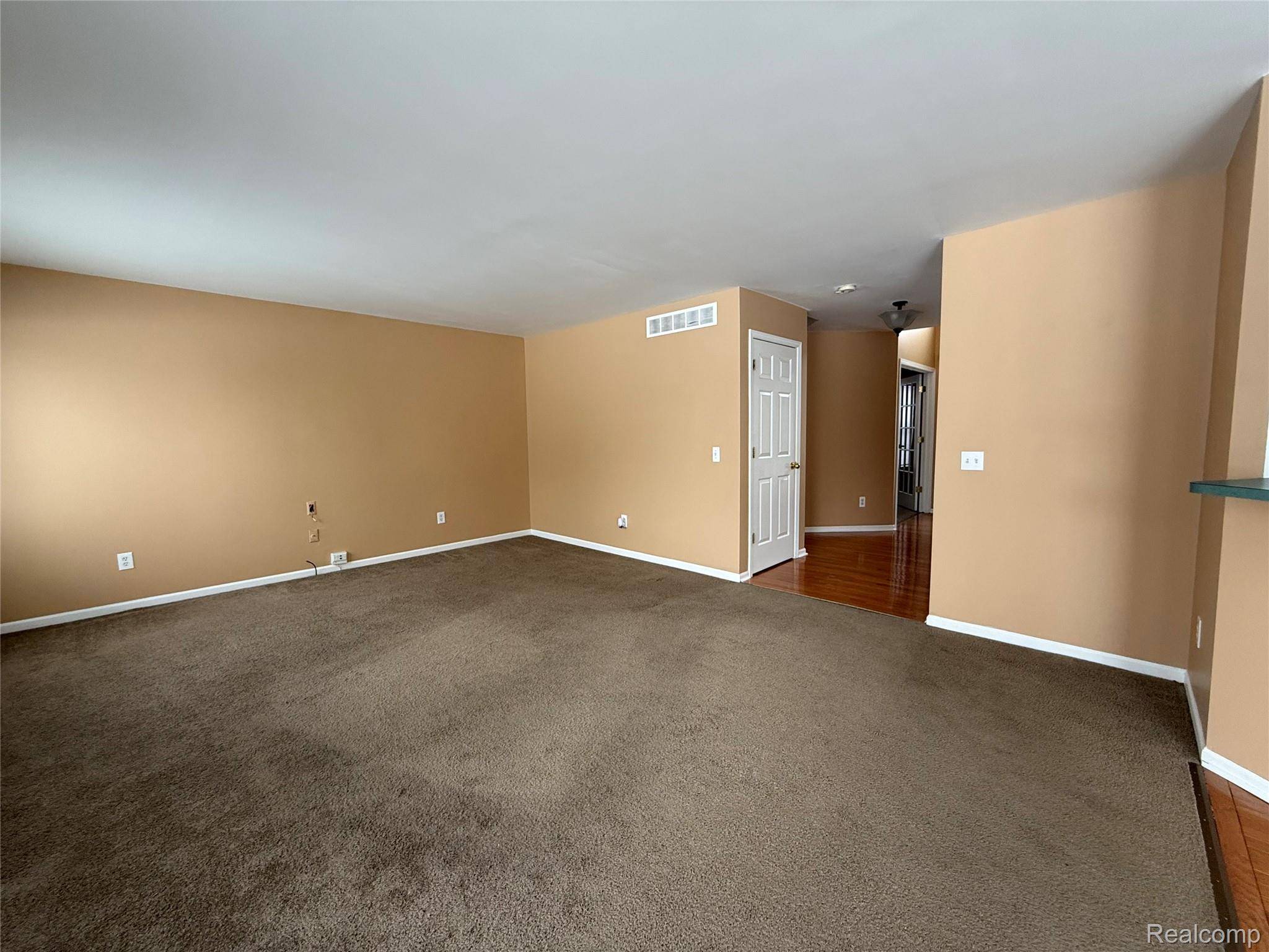 Belleville, MI 48111,9032 Solitude LN