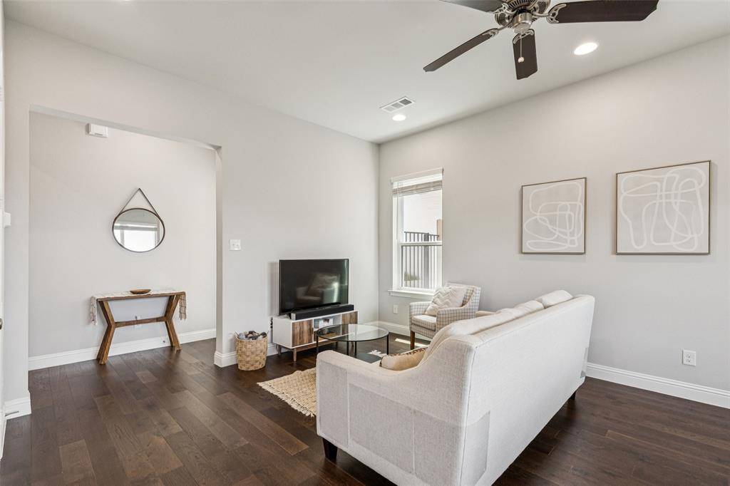 Fort Worth, TX 76132,6306 Oakbend Circle