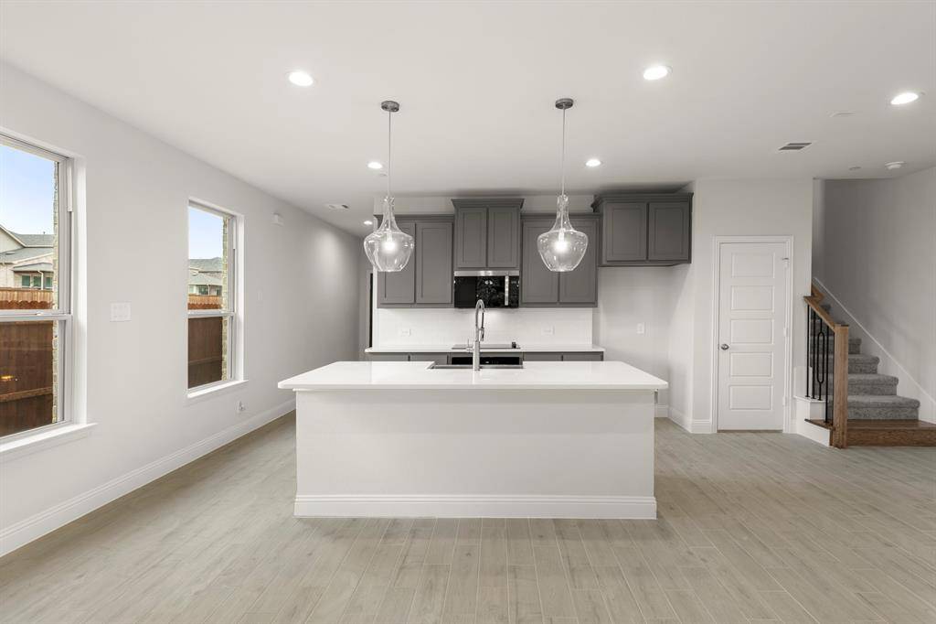 Dallas, TX 75228,6949 Mustang Isle Drive