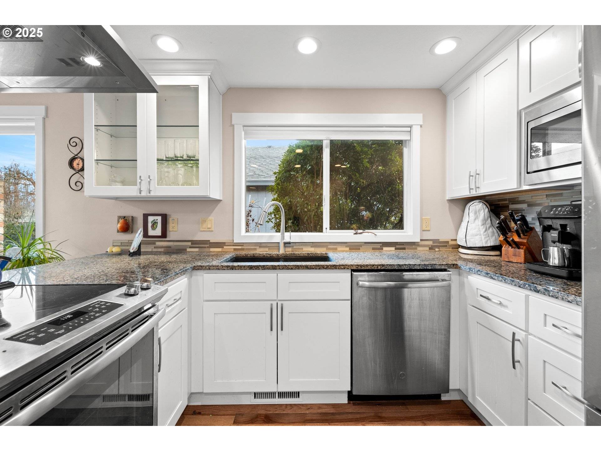 Portland, OR 97230,15305 NE SUMMERPLACE DR