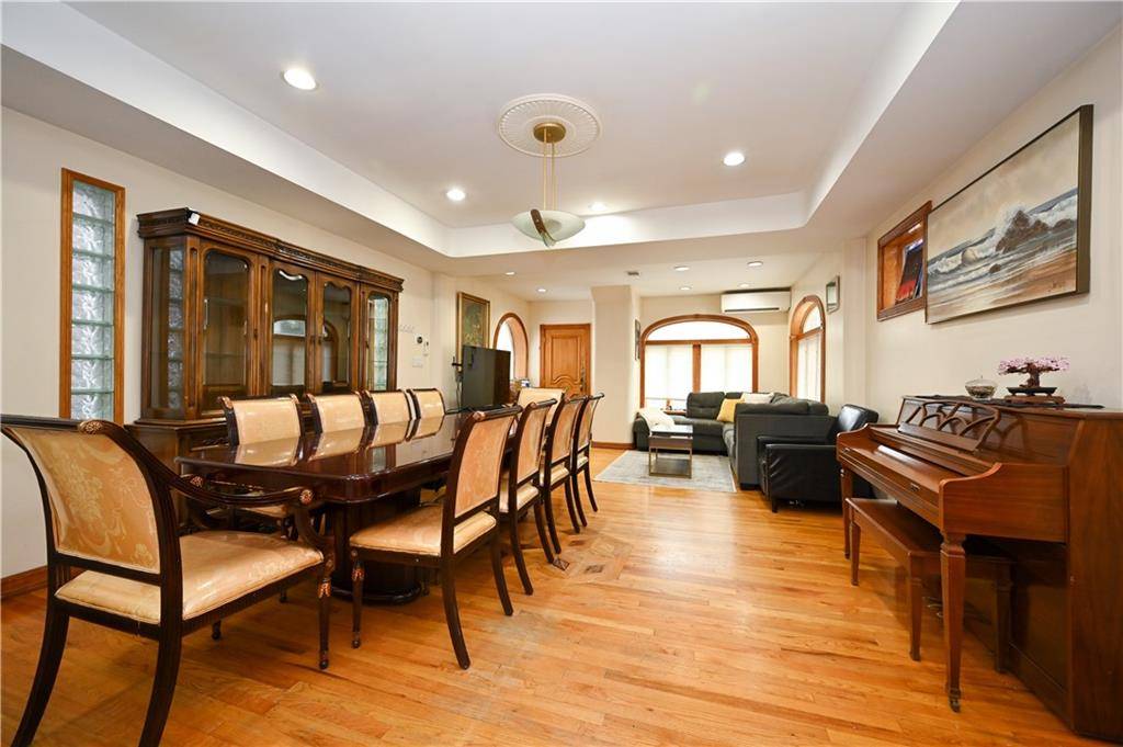 Brooklyn, NY 11234,1479 East 32nd ST