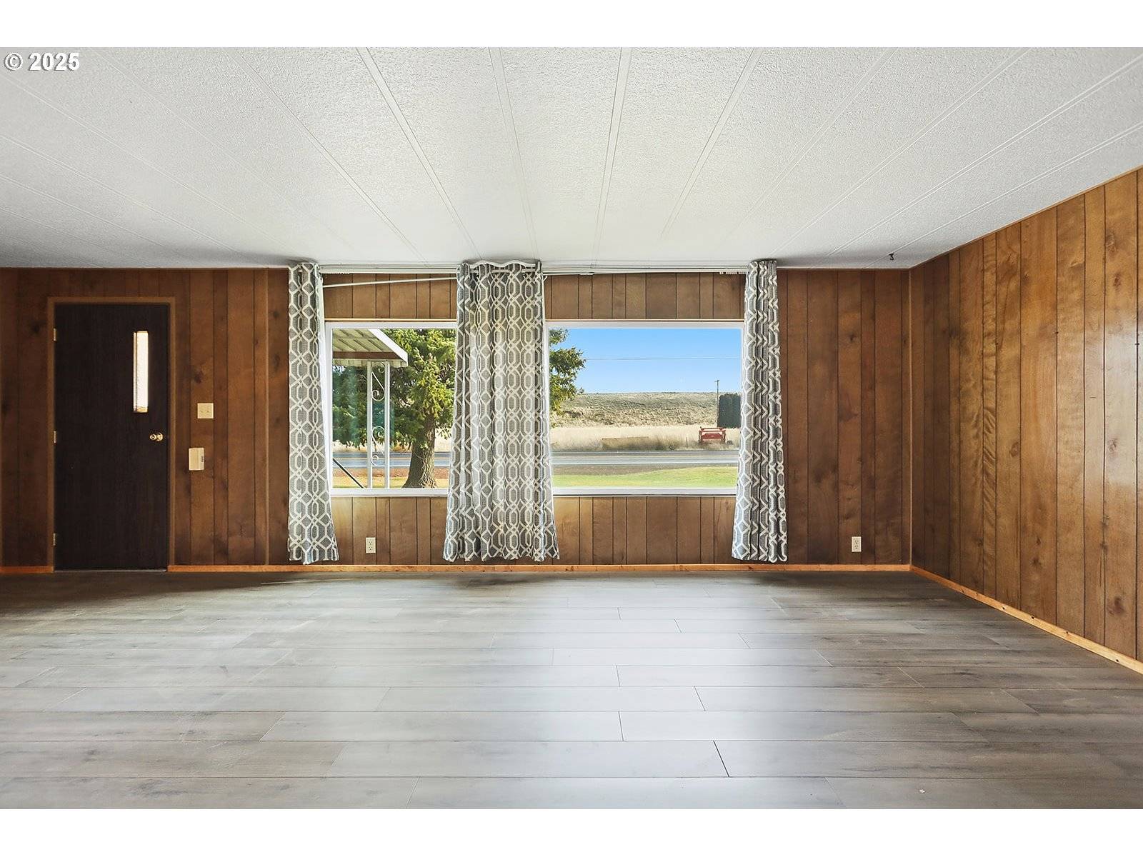 Grass Valley, OR 97029,510 N MILL ST