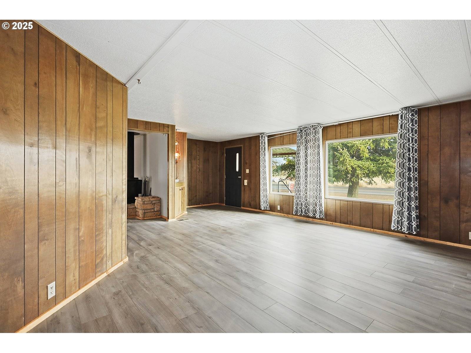 Grass Valley, OR 97029,510 N MILL ST