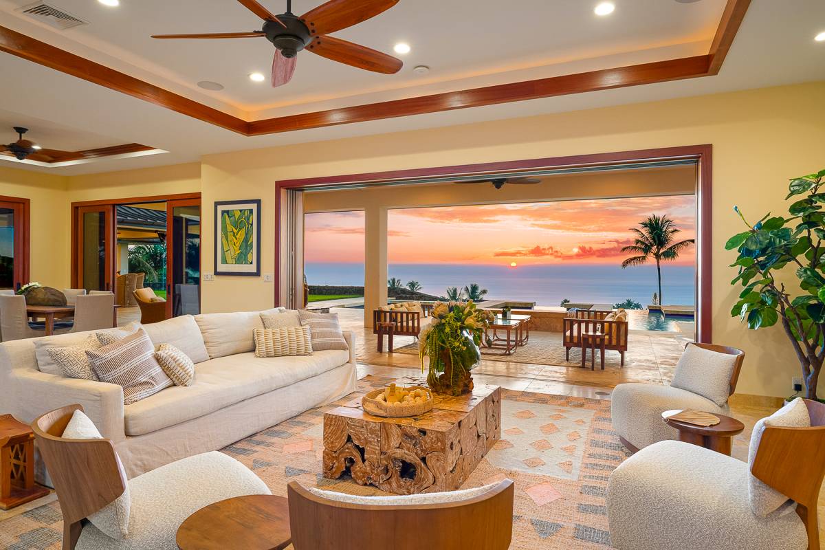 Kailua-kona, HI 96740,75-495 NANI KAILUA DR