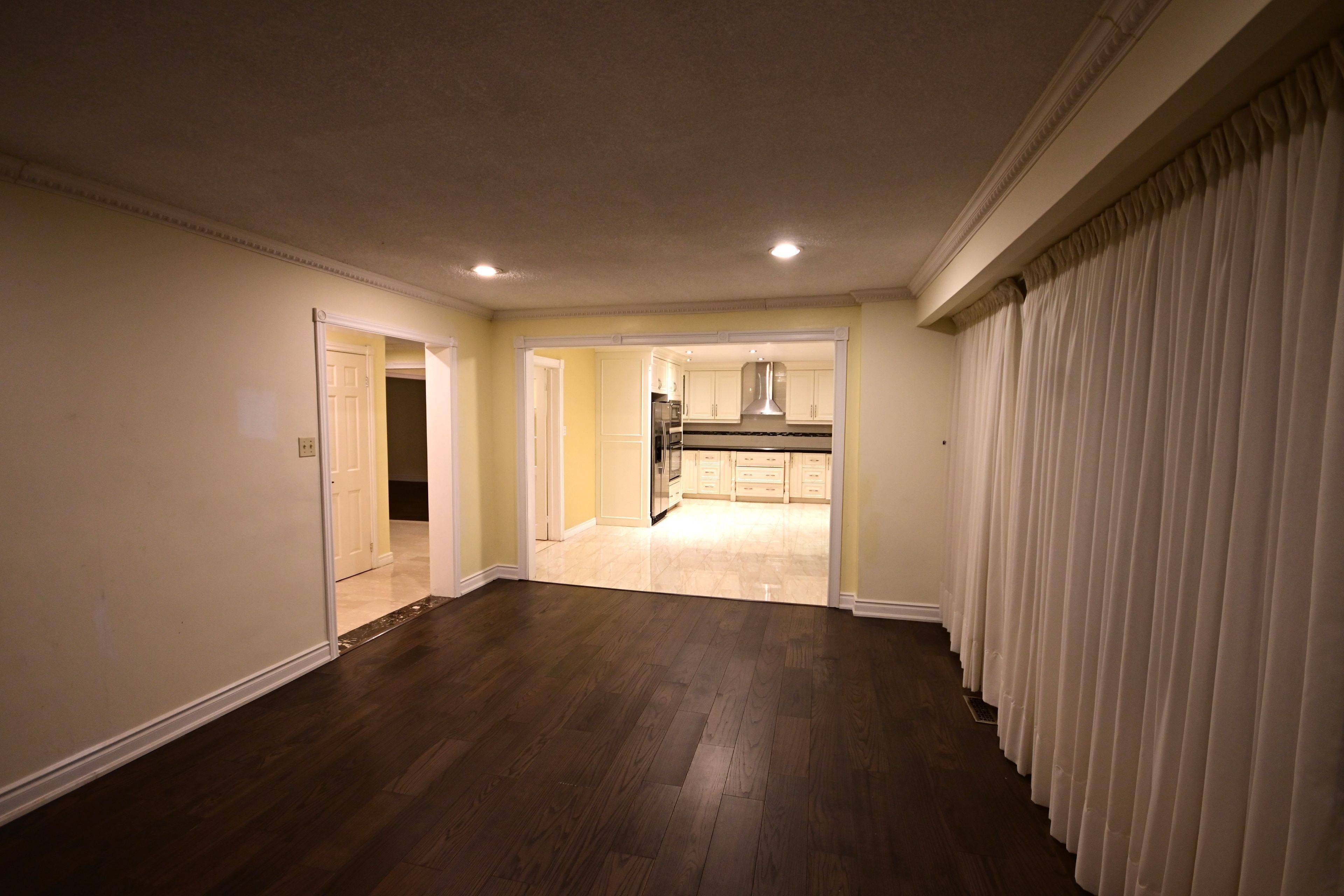 Toronto C12, ON M2L 2X2,65 Farmstead RD