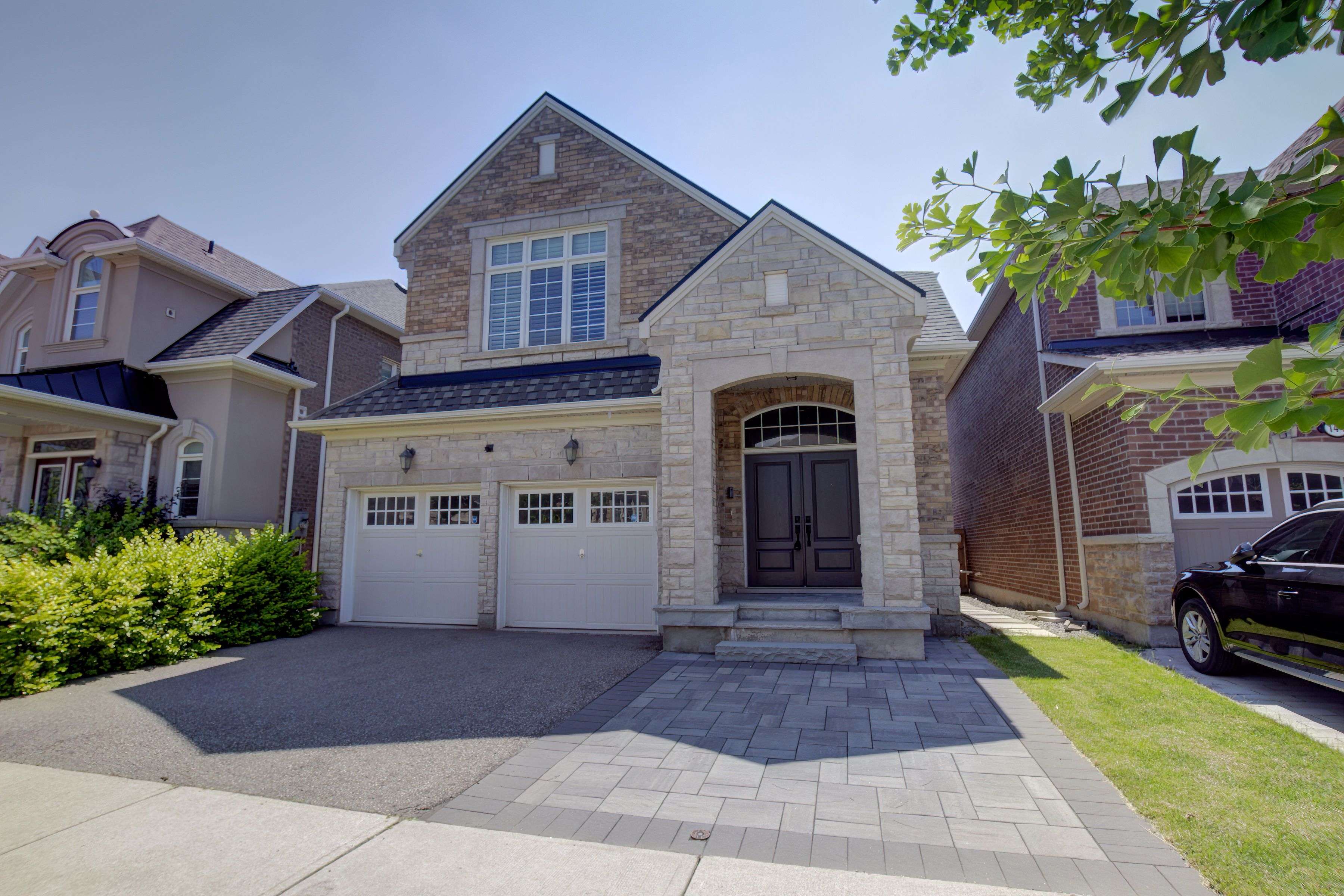Oakville, ON L6M 0W1,140 Cherryhurst RD