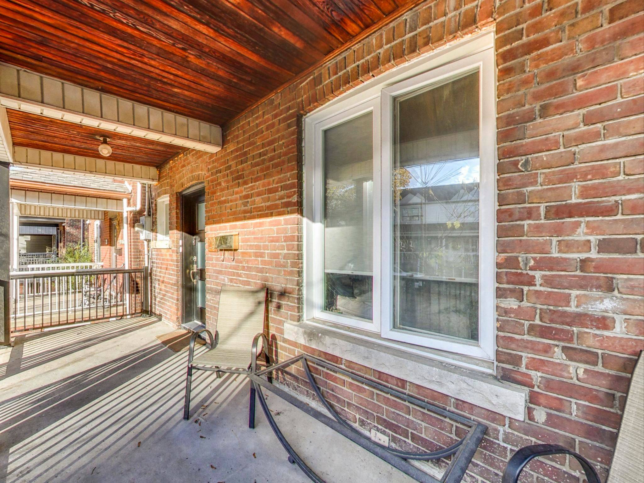 Toronto W03, ON M6N 3L6,29 Cloverdale RD