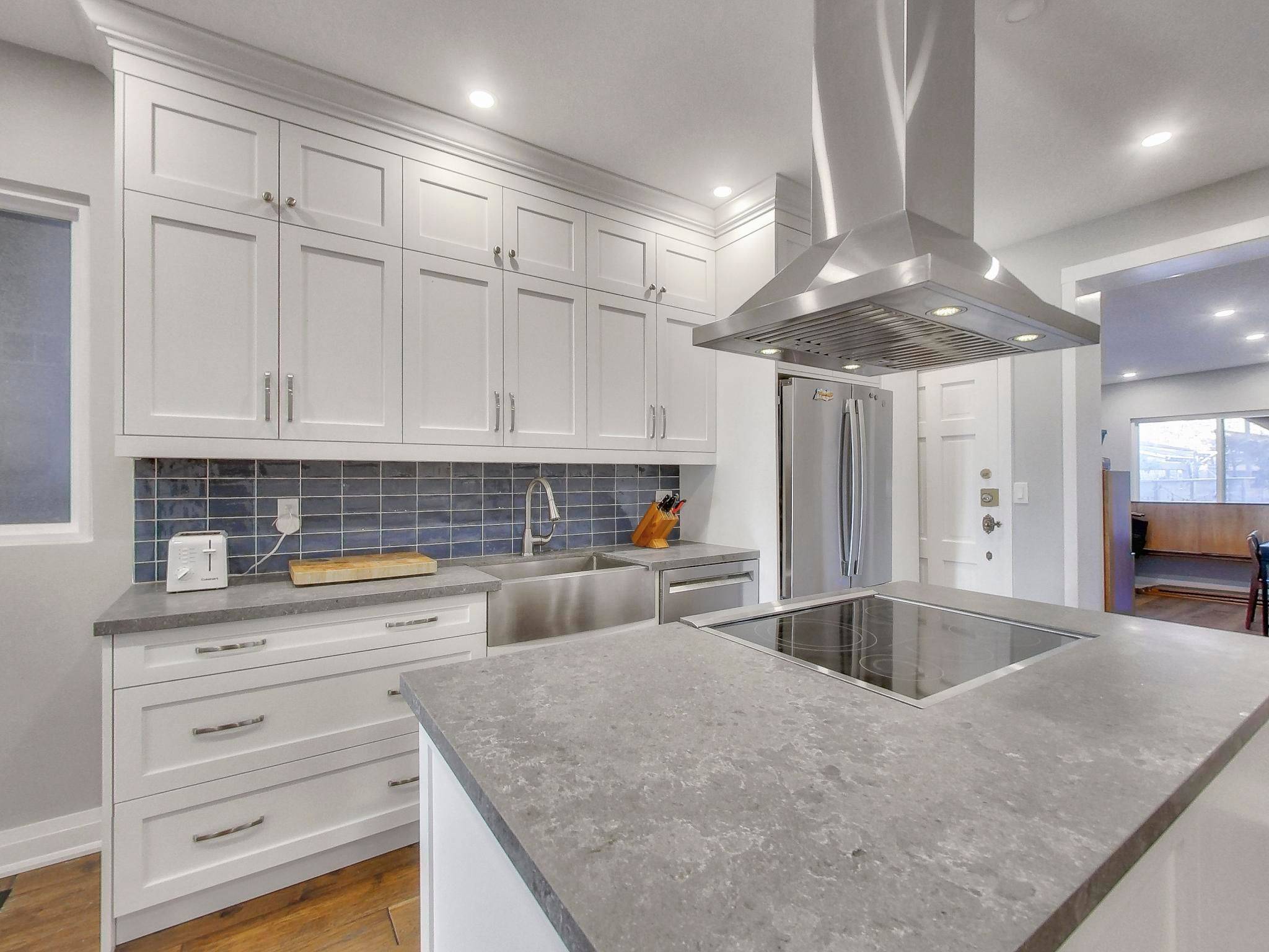 Toronto W03, ON M6N 3L6,29 Cloverdale RD