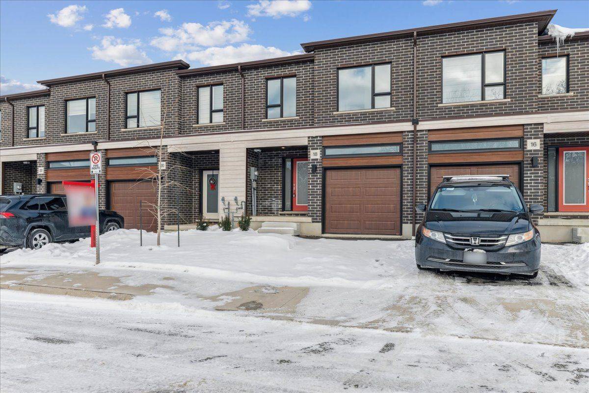 Cambridge, ON N1S 0E5,18 Oak Forest Common N/A