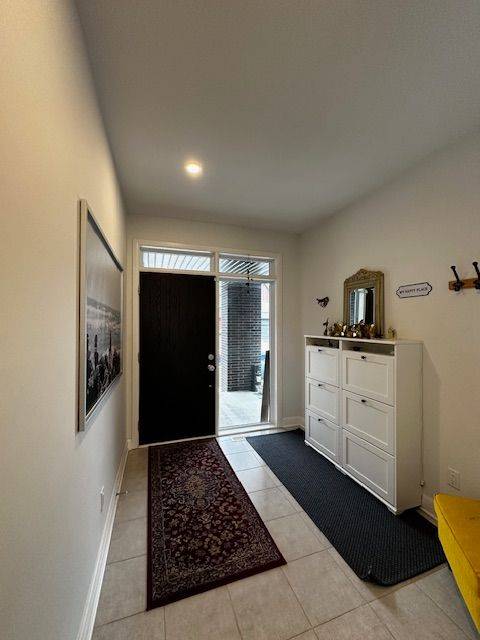 Barrhaven, ON K2J 6S2,26 Stanhope CT