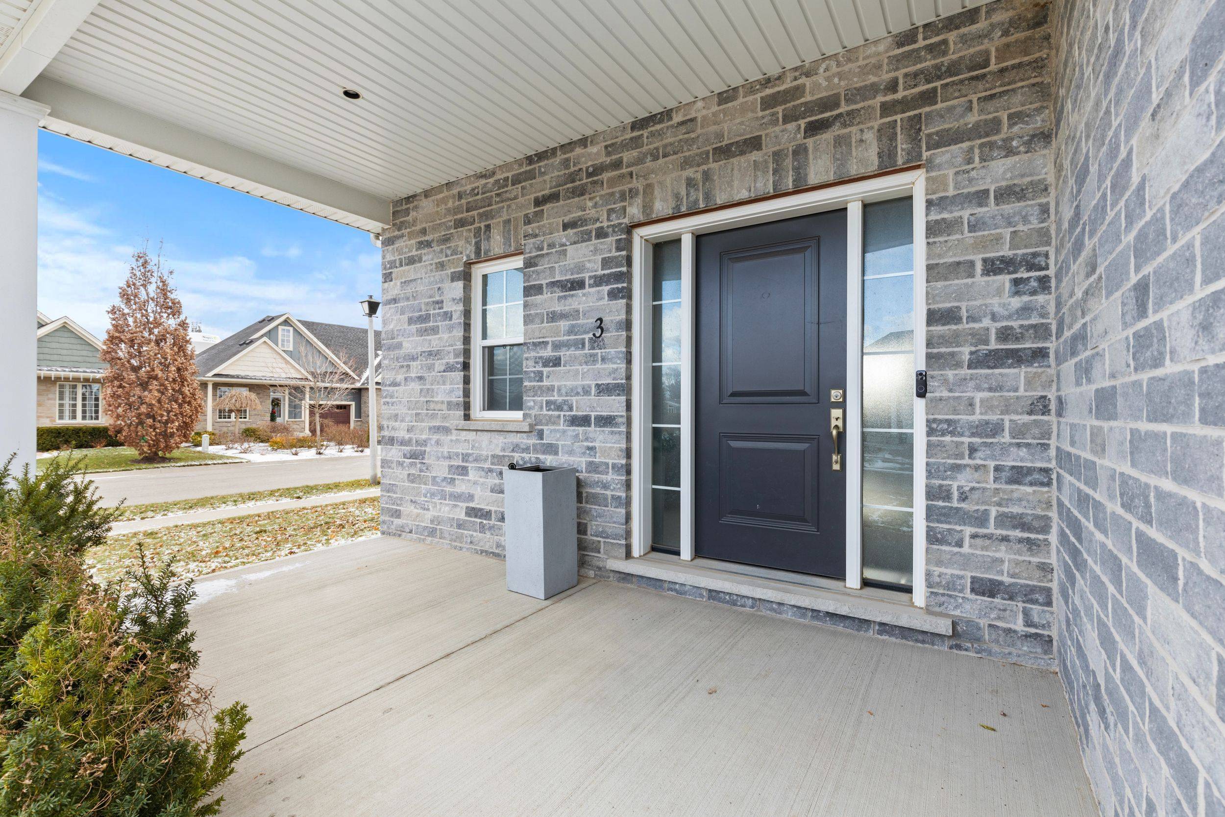 Niagara-on-the-lake, ON L0S 1J0,3 SUMMERHAYES DR