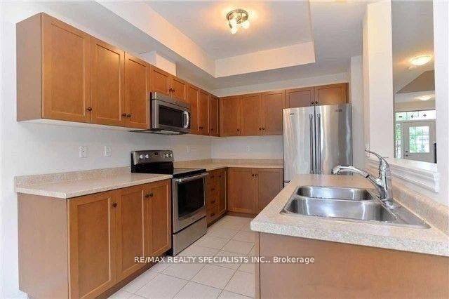 Grimsby, ON L3M 0G1,8 Lakelawn RD #62