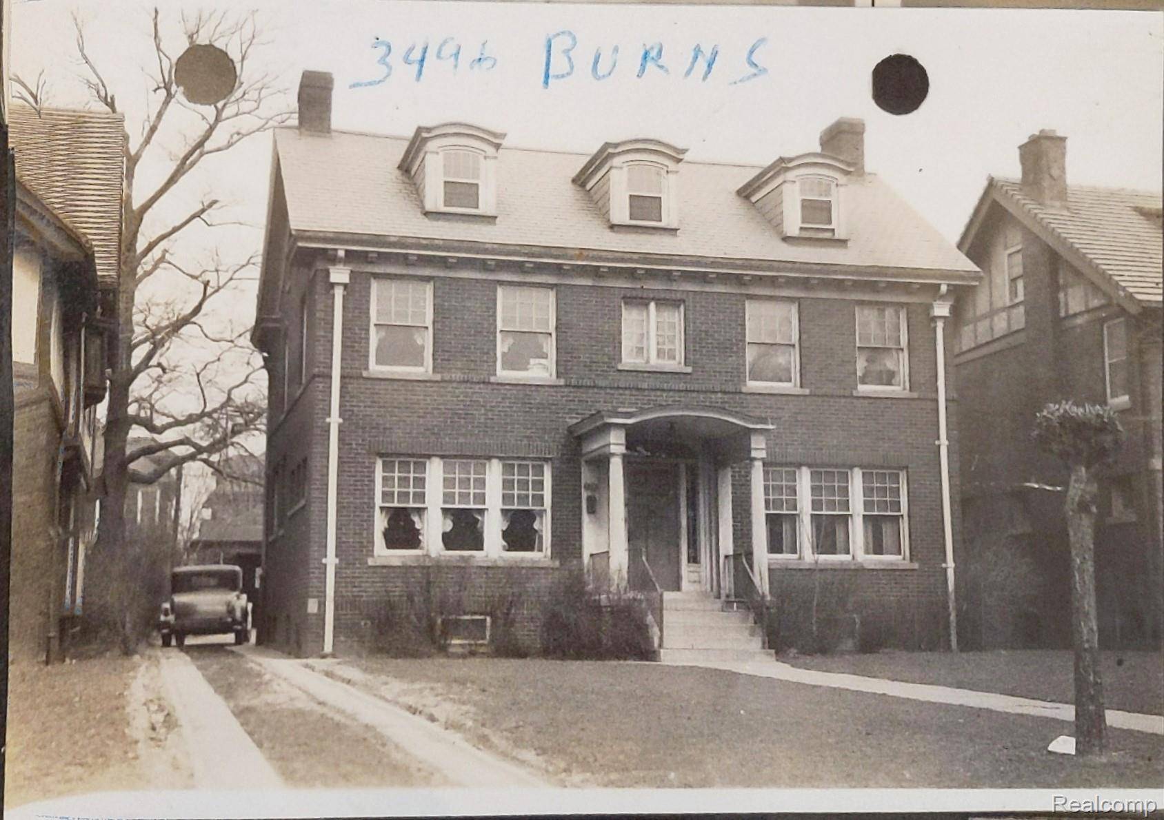 Detroit, MI 48214,3496 Burns ST