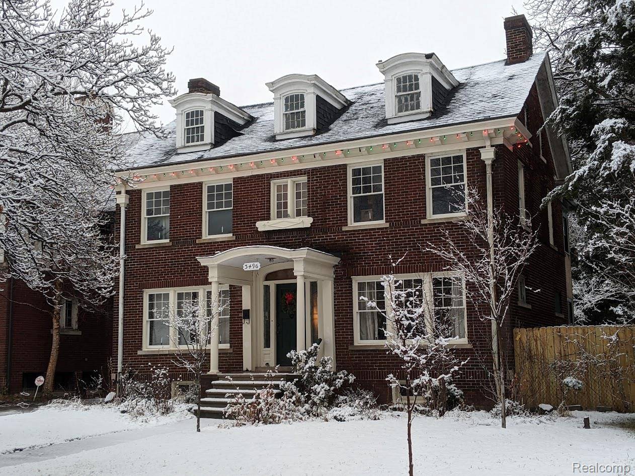 Detroit, MI 48214,3496 Burns ST