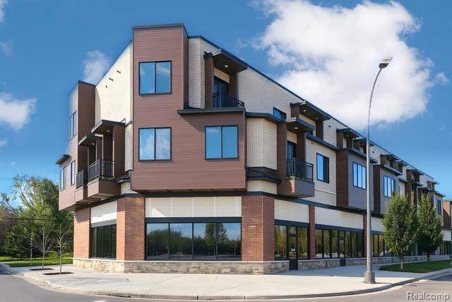 Rochester Hills, MI 48307,1760 E AUBURN RD #203