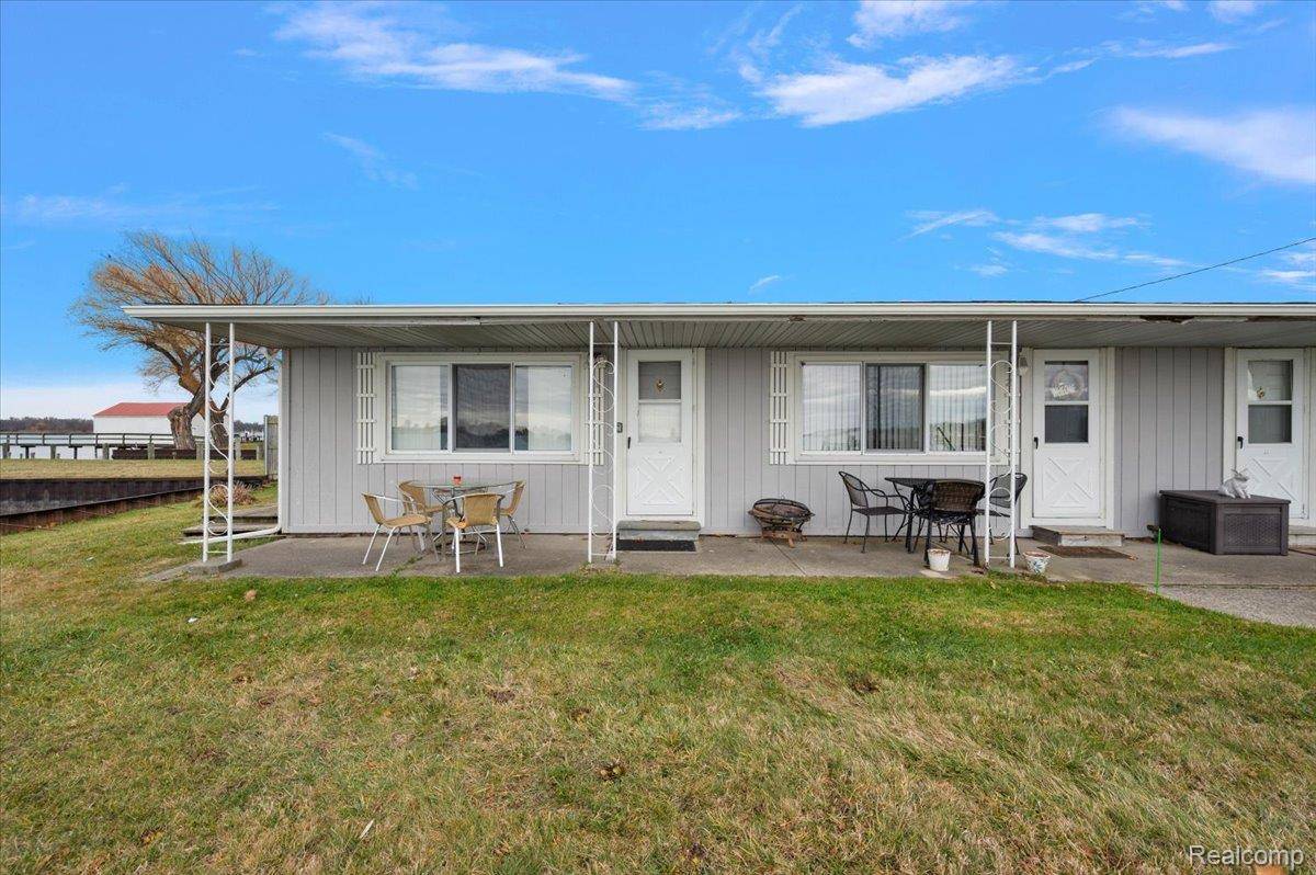 Clay, MI 48001,9287 N River RD #1