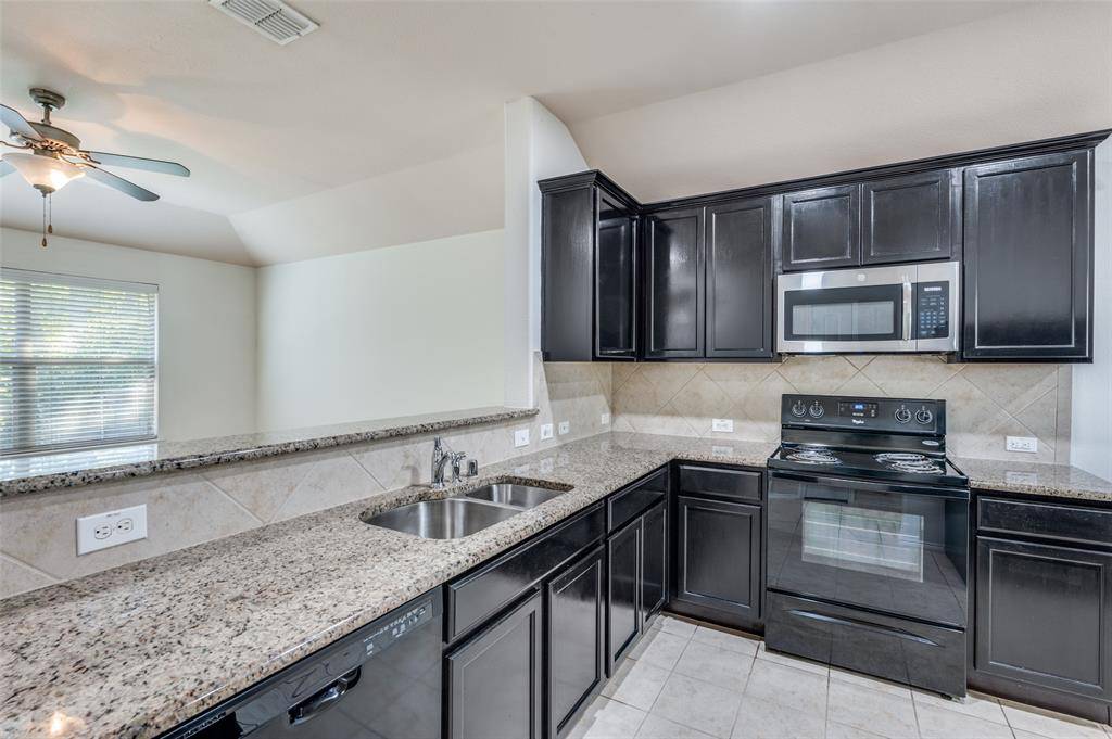 Aubrey, TX 76227,8928 Holliday Lane