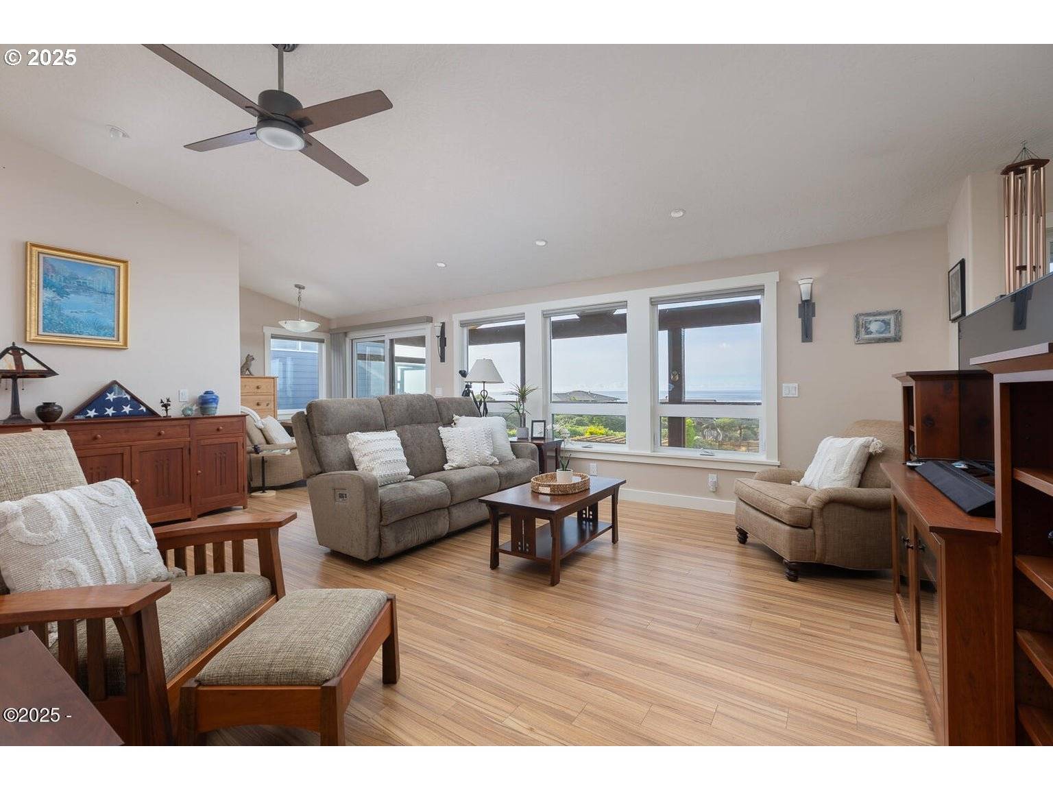 Waldport, OR 97394,3301 NW HIDDEN LAKE DR