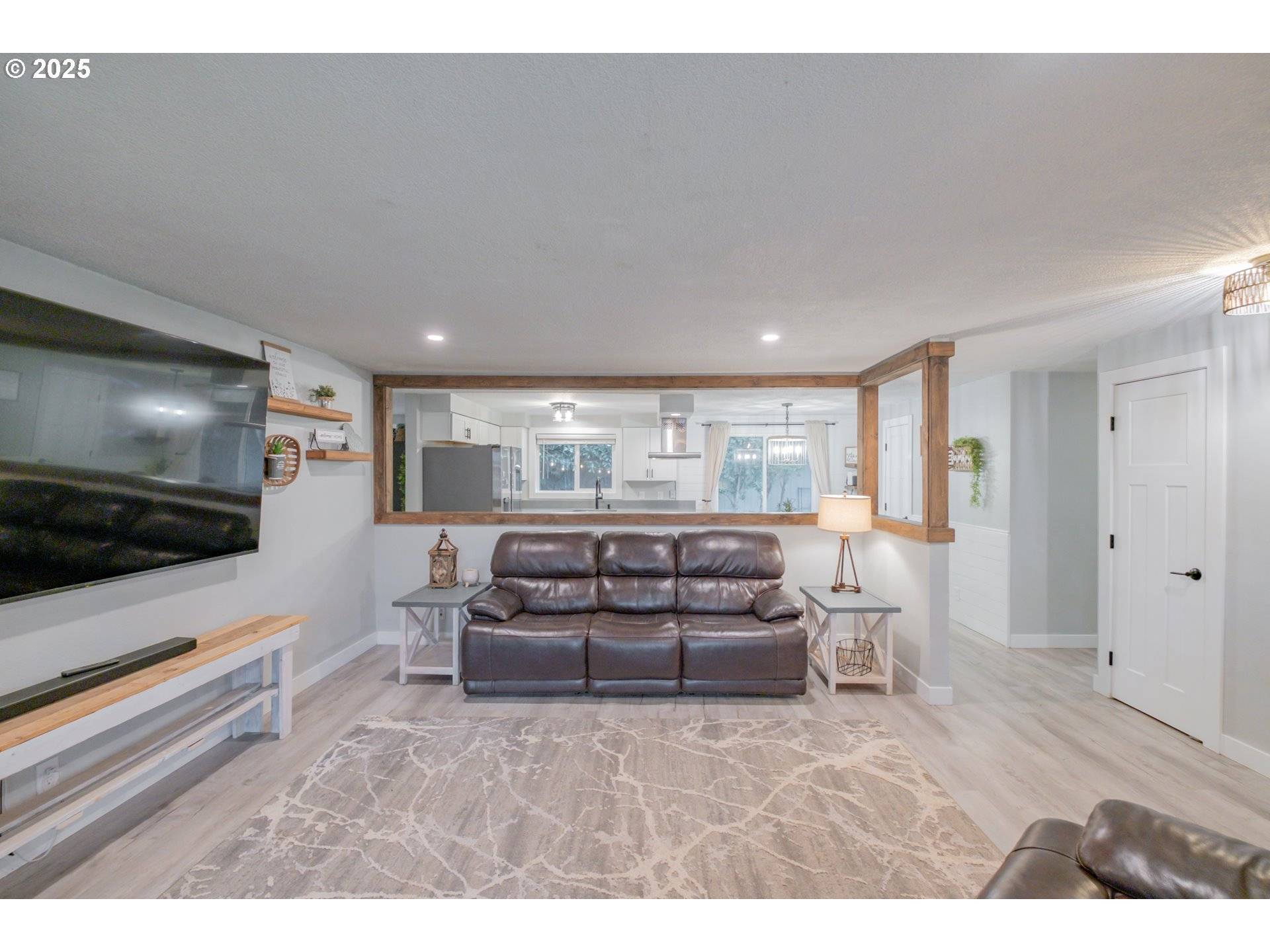 Salem, OR 97306,1394 HAYWARD ST