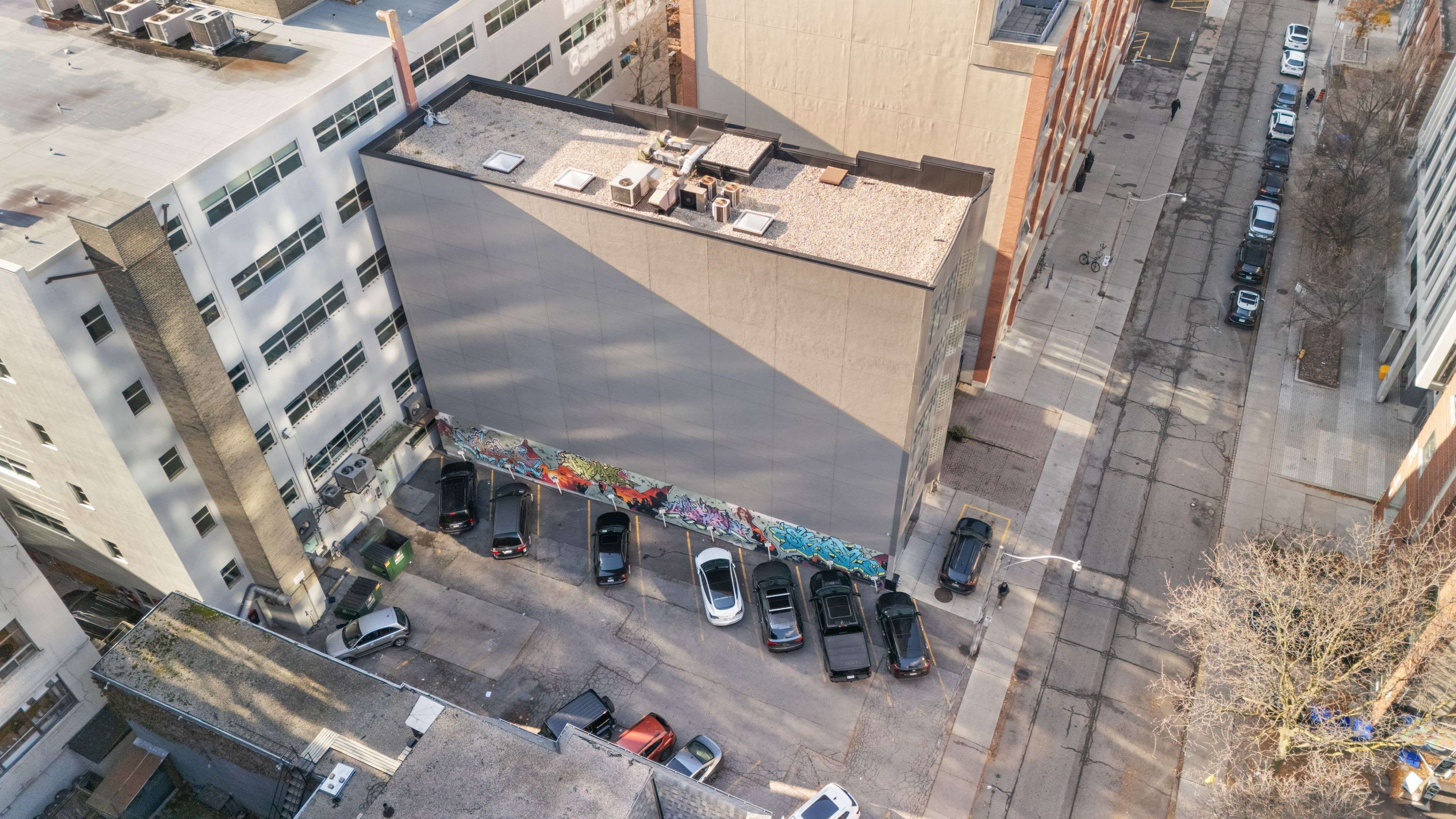 Toronto C01, ON M5V 1V2,21 Camden ST #501