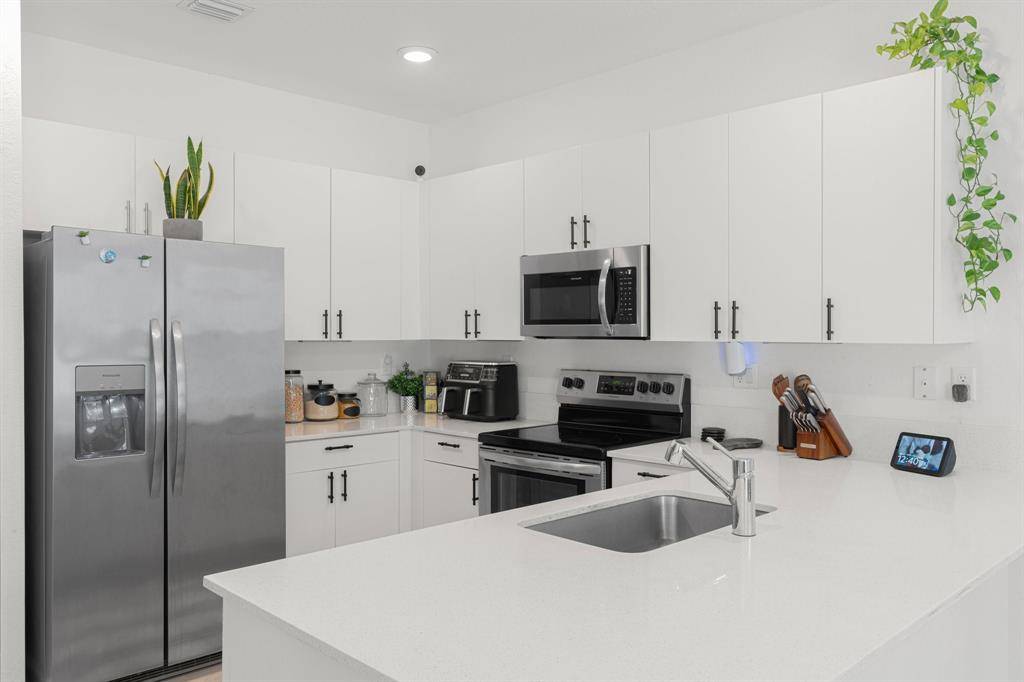 Miami, FL 33169,20350 NW 6th Pl #20350