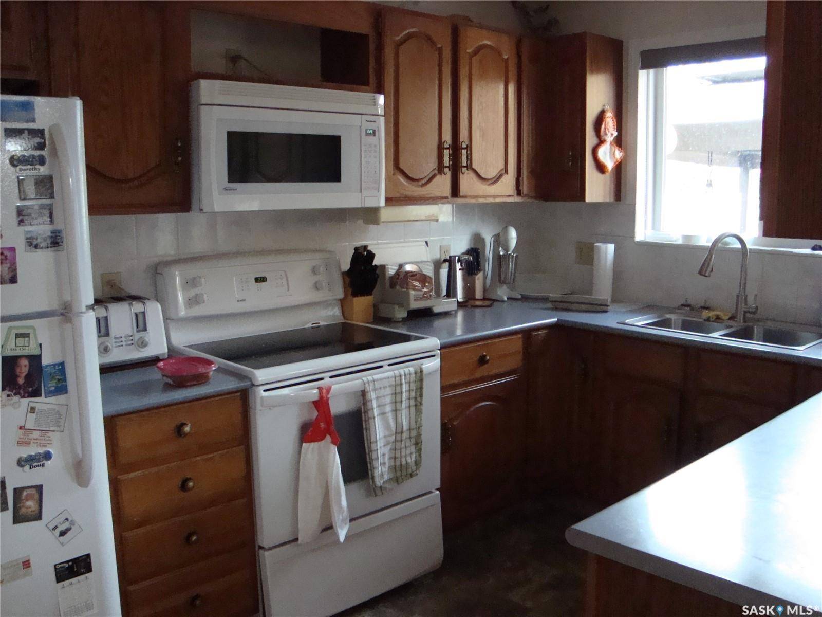 Kyle, SK S0L 1T0,111 2nd STREET E