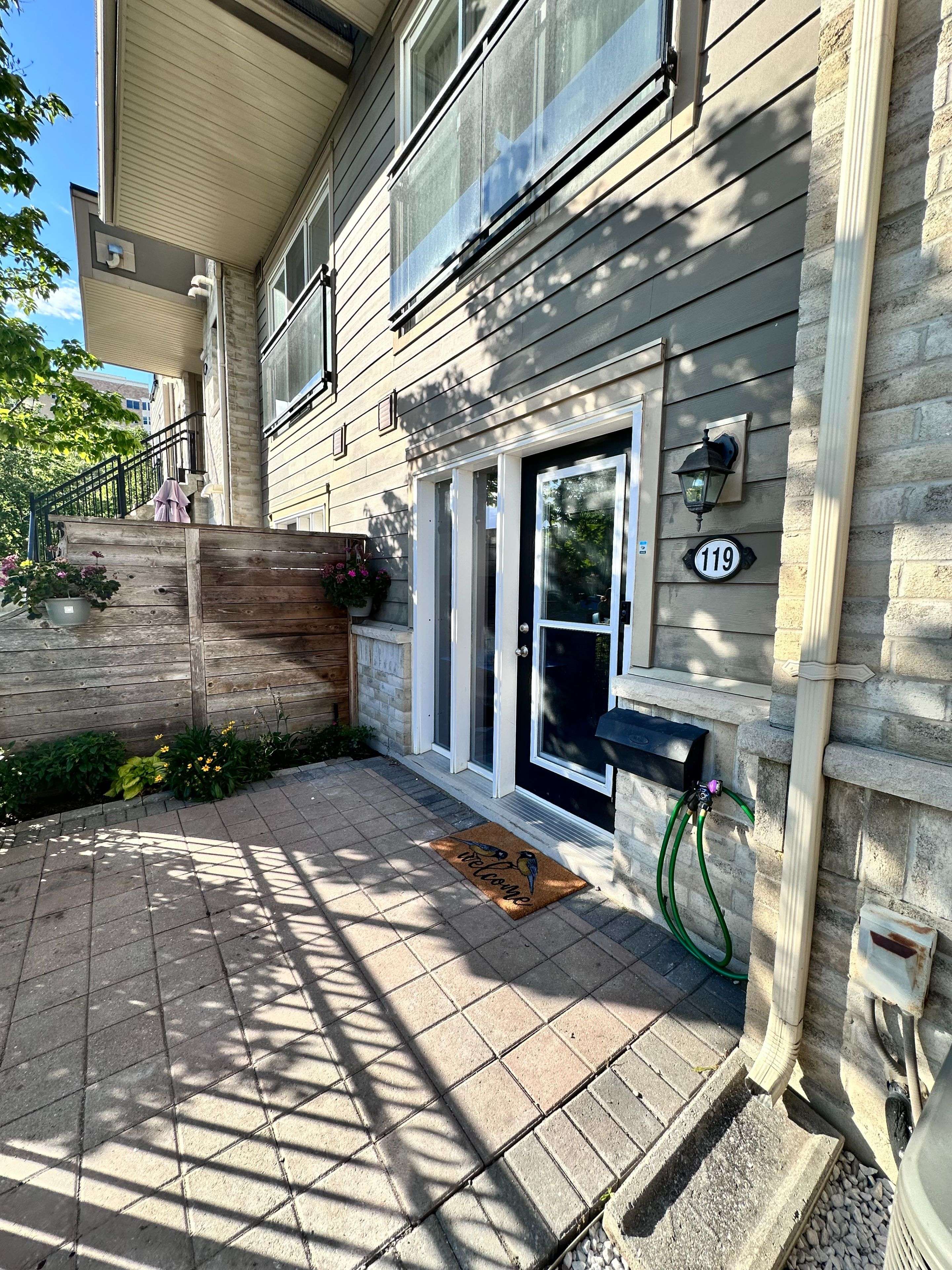 Mississauga, ON L5M 0S3,2891 Rio CT #119