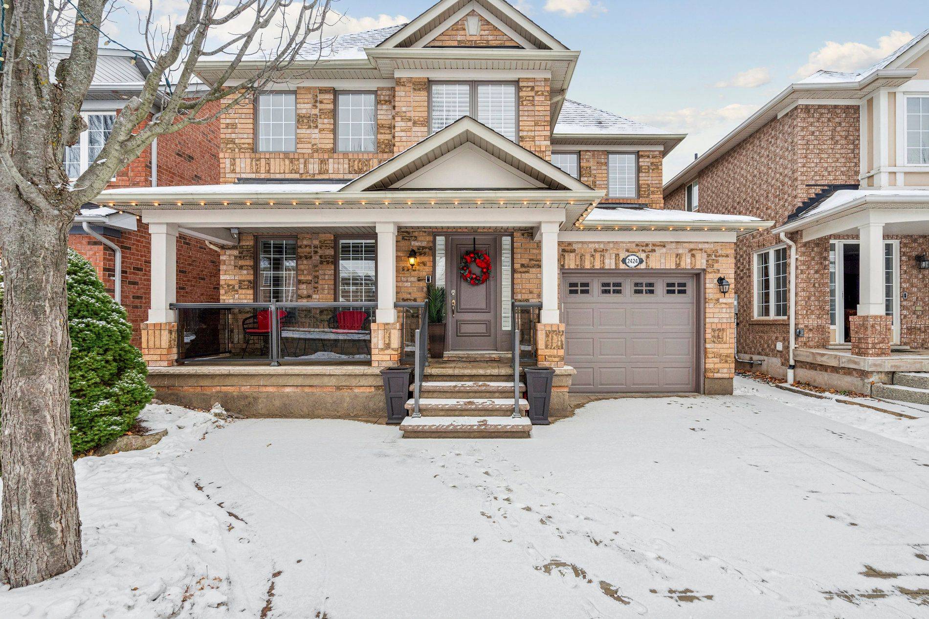 Oakville, ON L6M 4A6,2424 Oakhaven DR