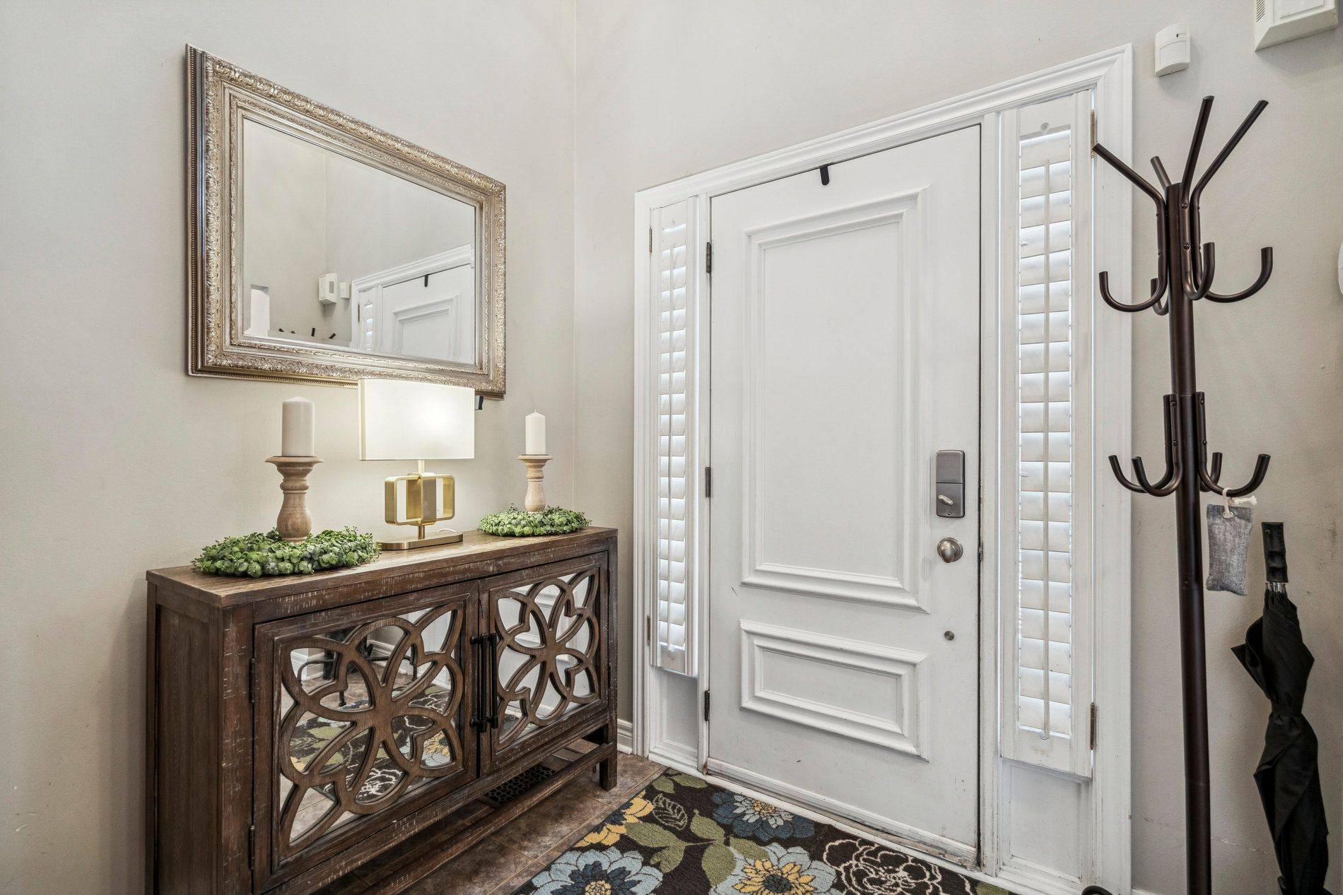 Oakville, ON L6M 4A6,2424 Oakhaven DR