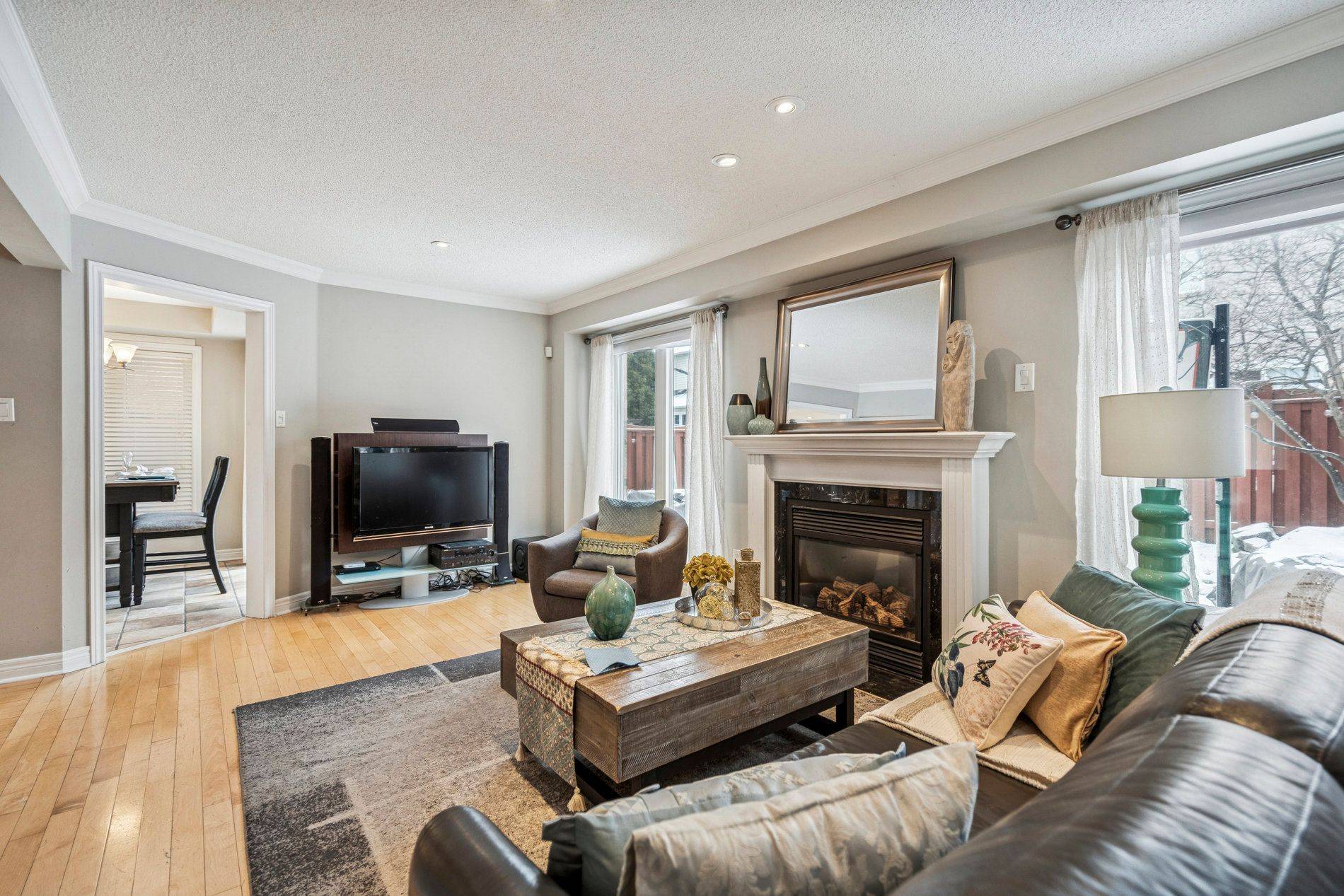 Oakville, ON L6M 4A6,2424 Oakhaven DR