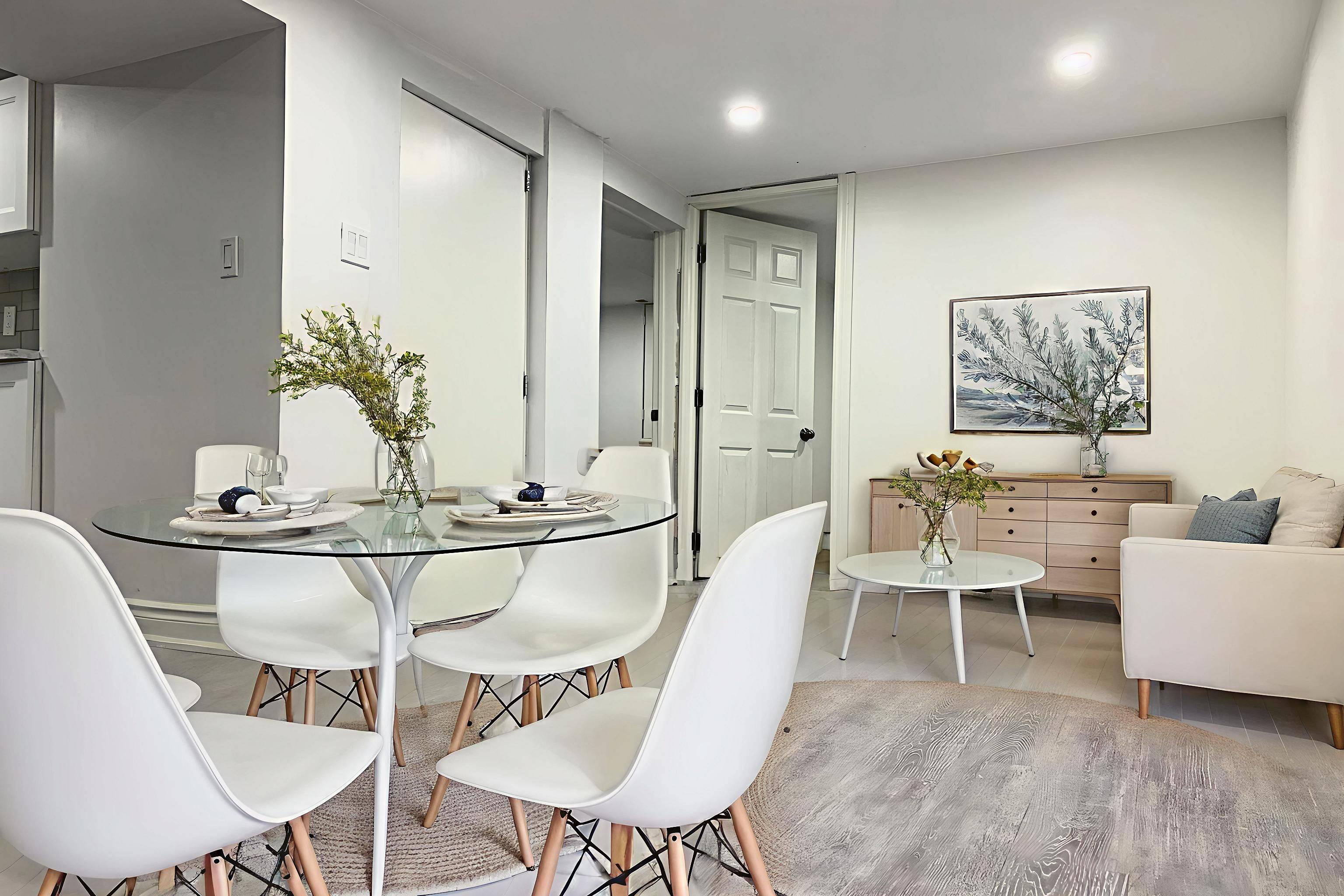 Toronto W06, ON M8W 1M5,12 VILLA RD #BSMT