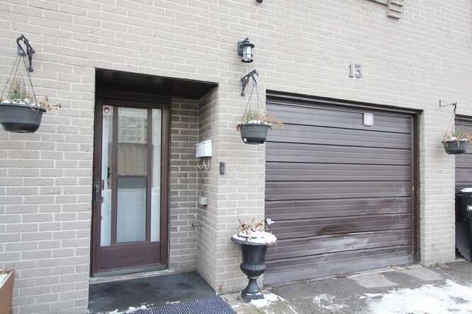 Toronto W04, ON M6B 2G6,13 Lotherton Pathway #7-13