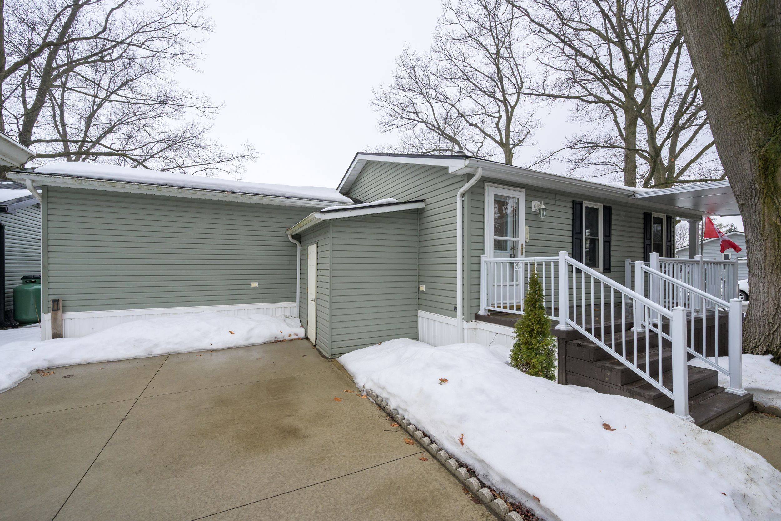 Middlesex Centre, ON N0L 1R0,22790 Amiens RD #51