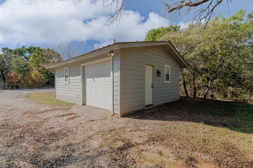 Granbury, TX 76048,2417 Elk Trail
