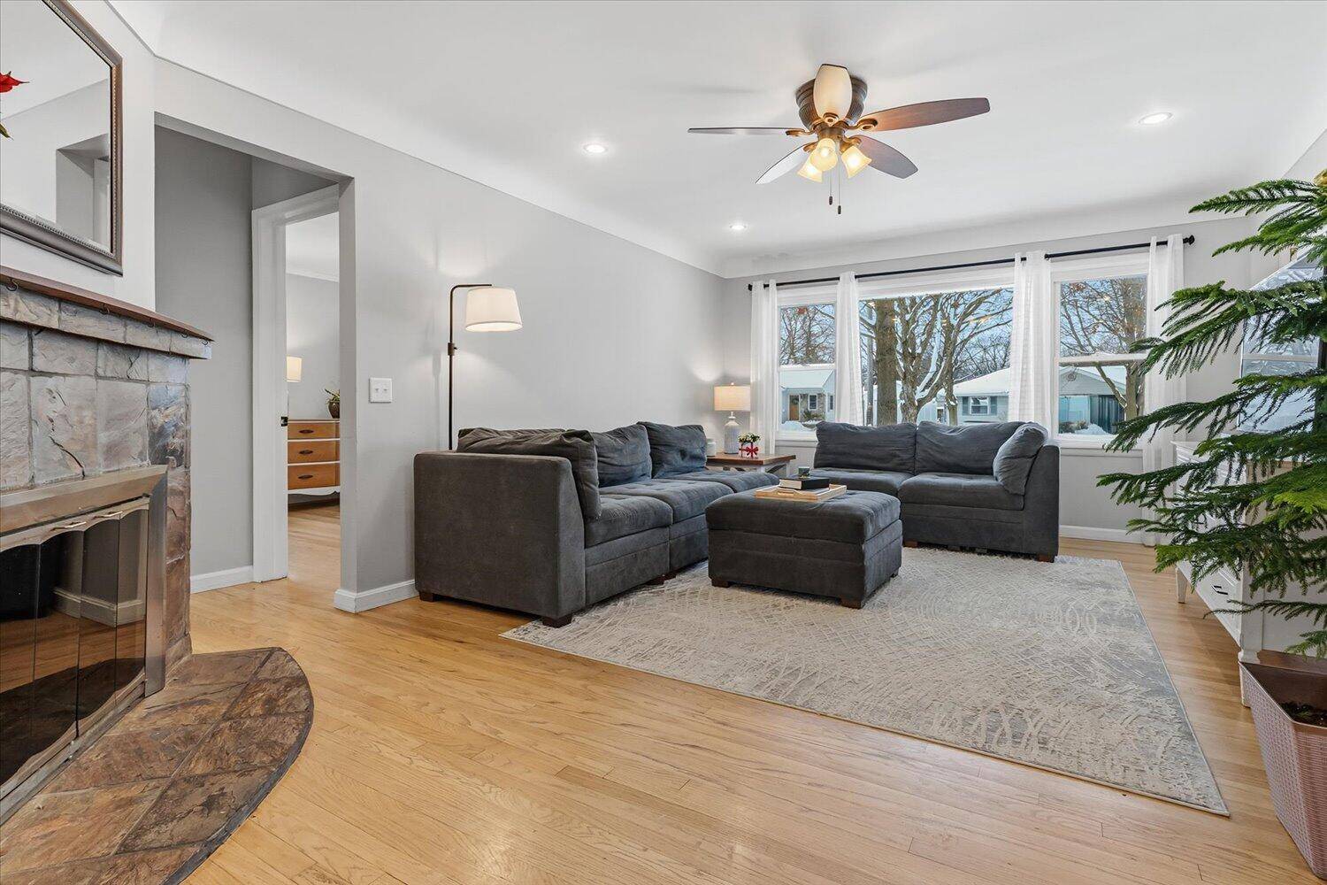 Kalamazoo, MI 49006,3421 Devonshire AVE