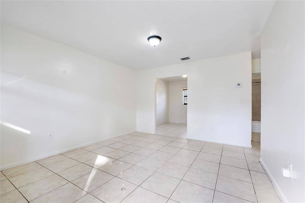 Fort Lauderdale, FL 33311,747 NW 14th Way